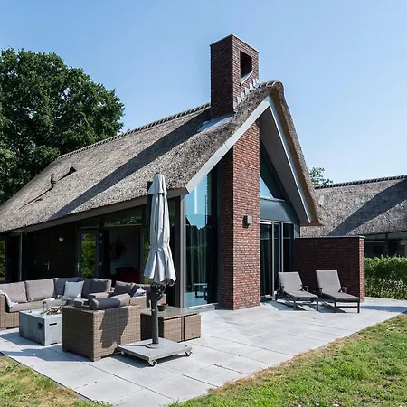 Dutchen Villapark Mooi Villa *