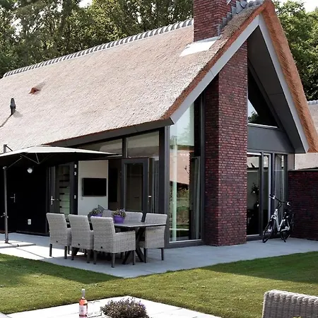 Dutchen Villapark Mooi Villa *